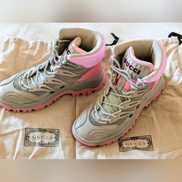 New. Gucci lace up booties - Picture 12 of 12